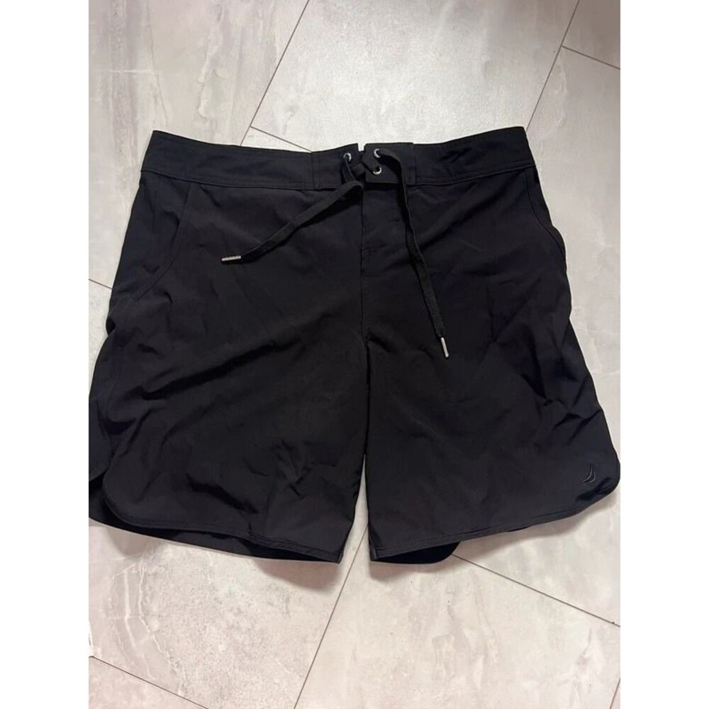Nautica men’s swim shorts medium
